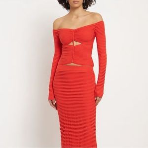 ALTUZARRA
Adan cutout viscose blend top size small in red